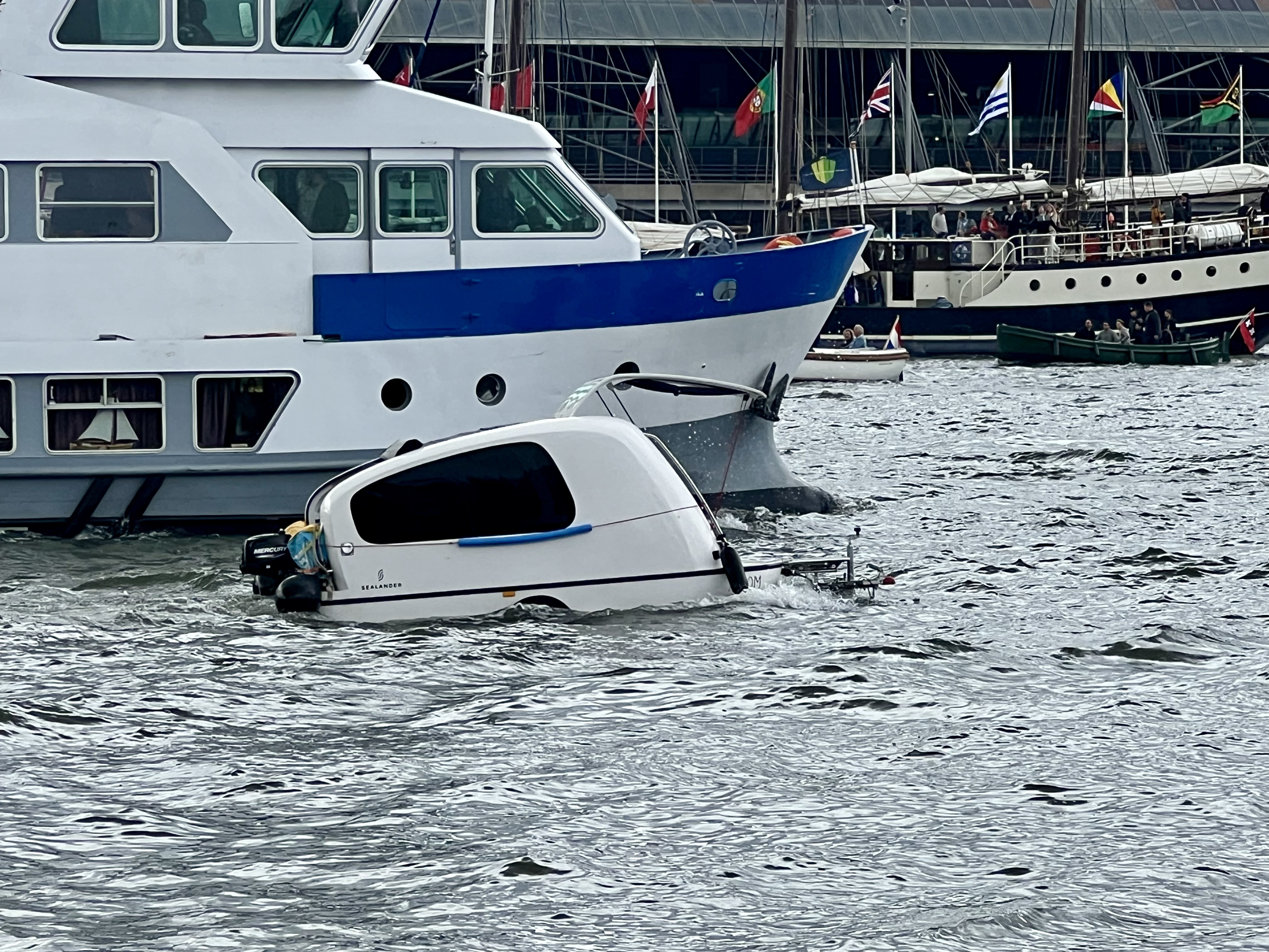 A caravan ship